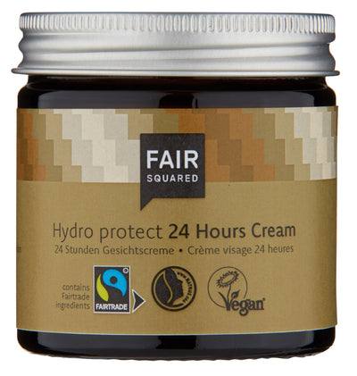 Fair trade face moisturiser in a glass jar. 