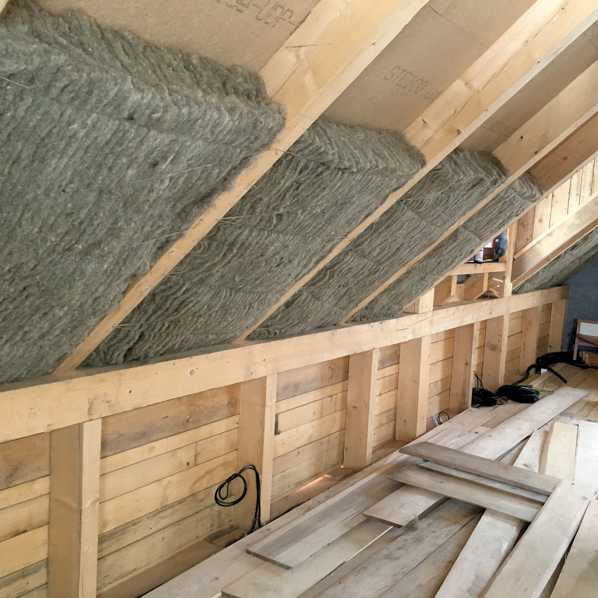 sheep wool insulation for roof and ceiling insulation