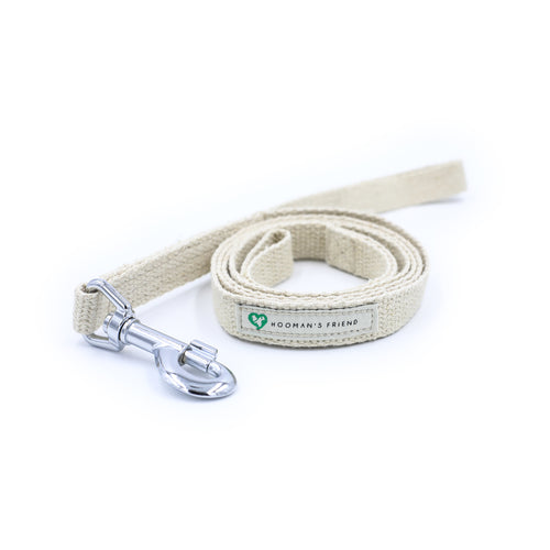 A jute hemp traffic lead, on a white back ground made by hoomans friends