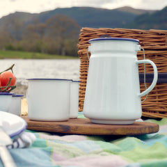 Enamel picnic set thumbnail