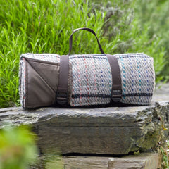 Roll-up blanket for outdoors with waterproof backing. thumbnail